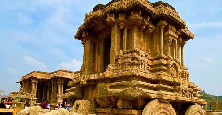 majestic-temples-the-temples-of-hampi:-echoes-of-stone-and-soul