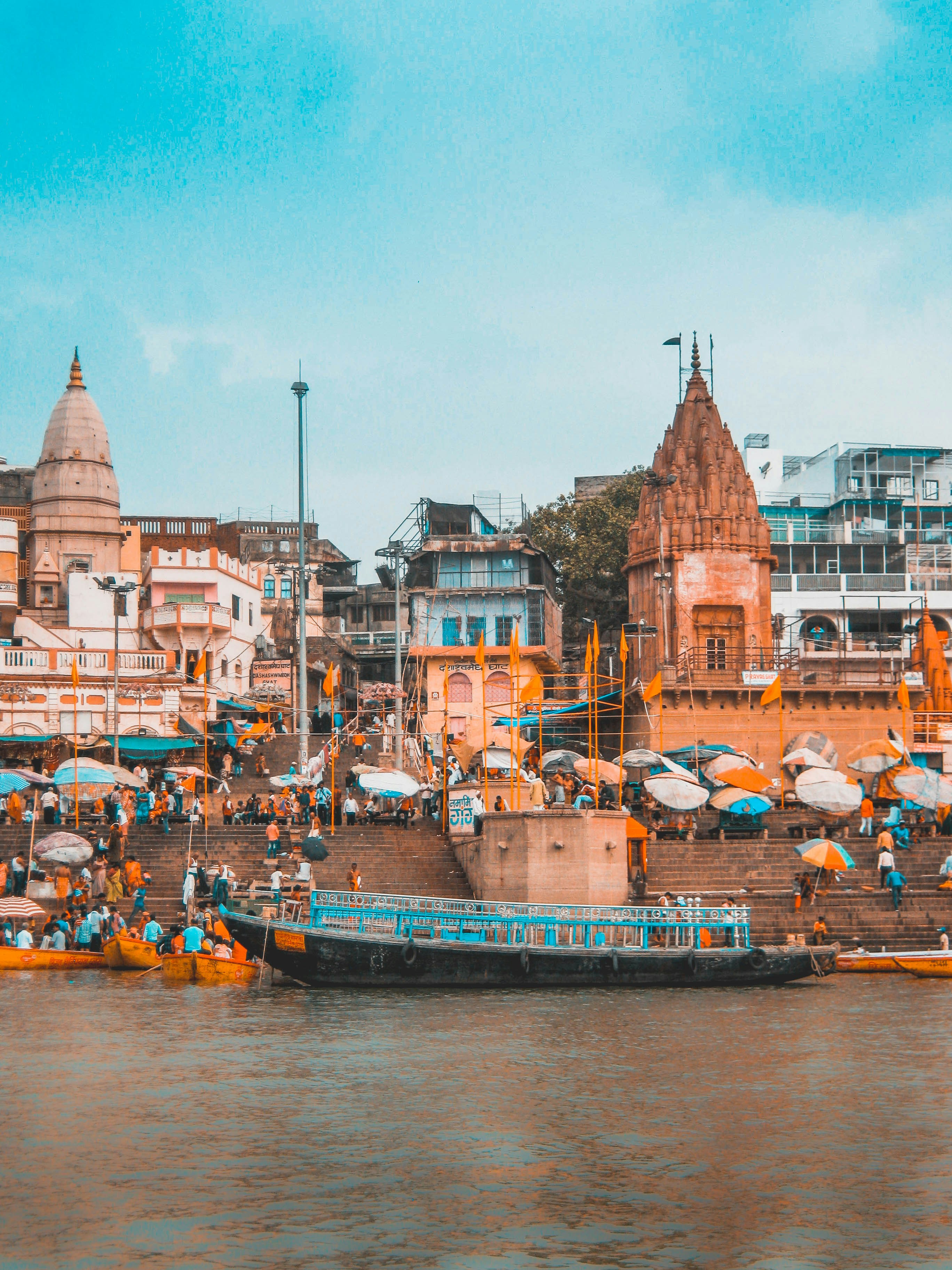 majestic-temples-timeless-saga-of-kashi-vishwanath-temple-varanasi