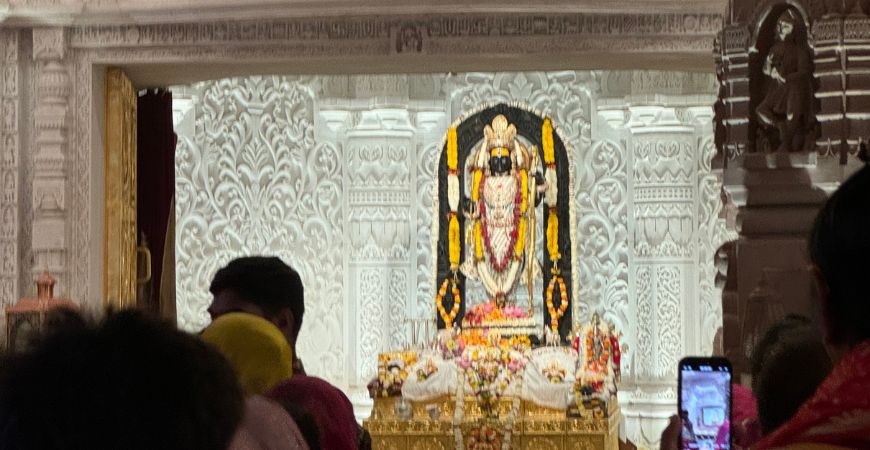 vip-darshan-at-ram-janmabhoomi-temple