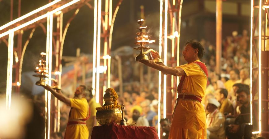 aarti-at-saryu-ghat