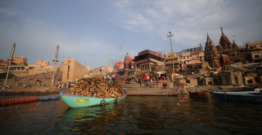 morning-boat-ride-at-ganga-ghat